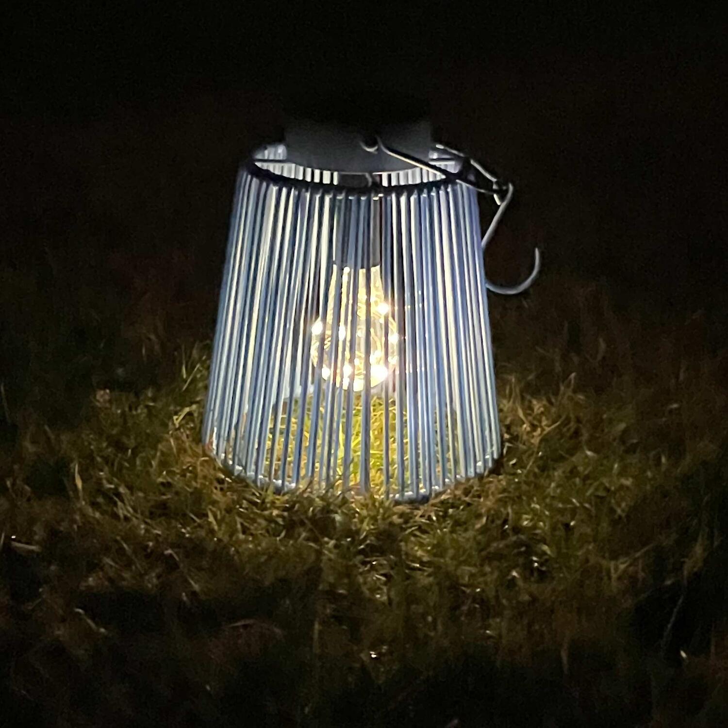 Solarlaterne Gartenlaterne Outdoor aus Metall LED pastellblau, 22cm