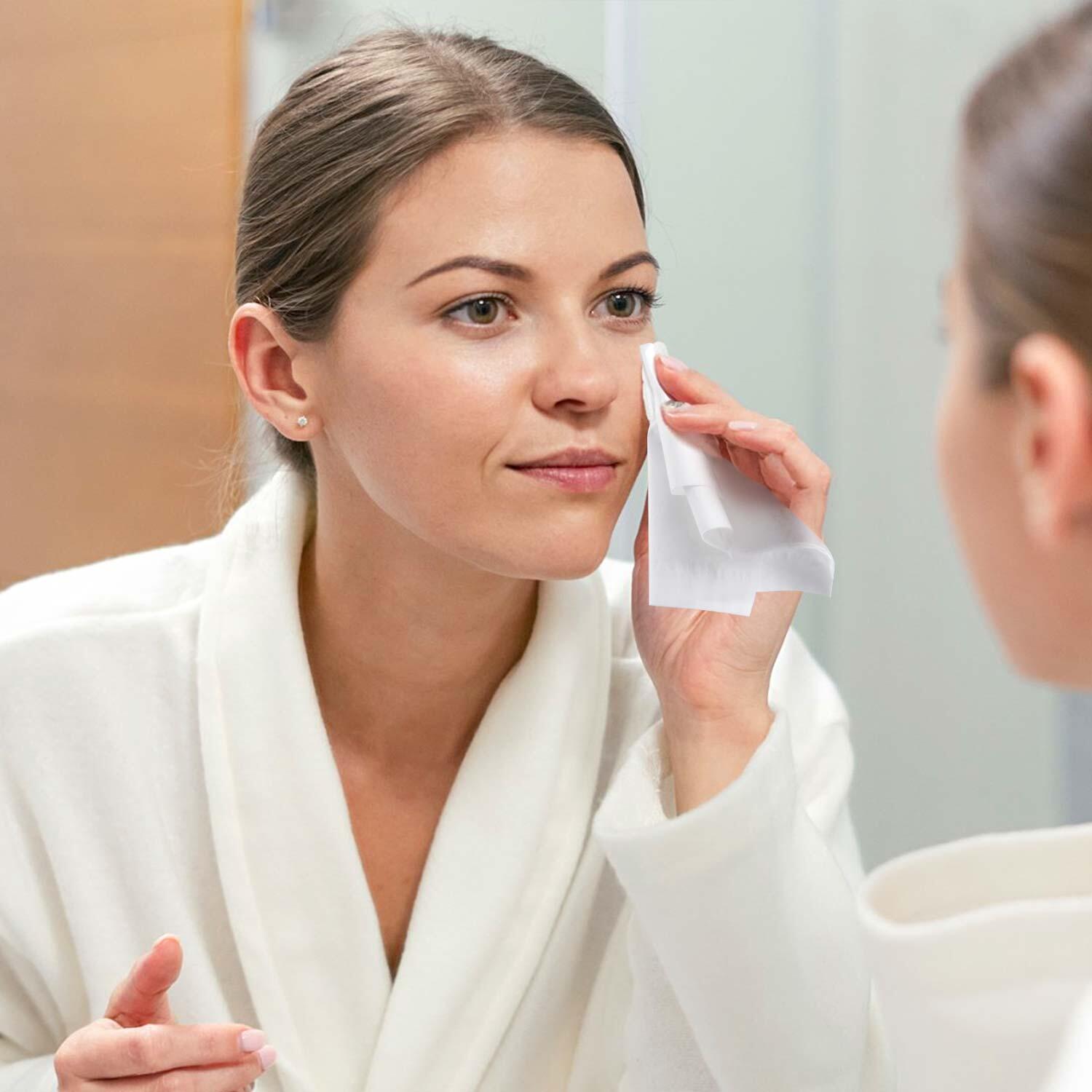 Kosmetiktcher 100% Zellstoff 3-lagig in Spenderbox wei, 60 Stk.